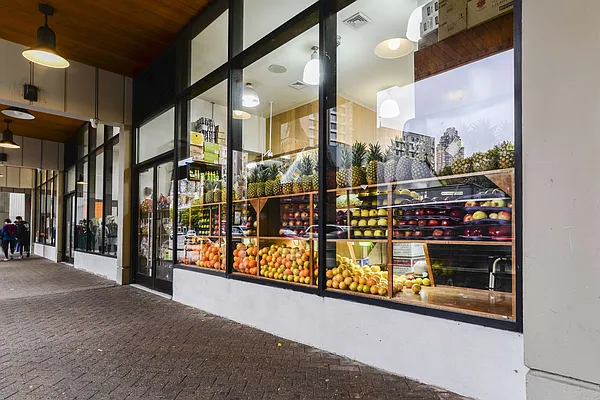 Rented by Iryna Ferenets, LREB | media 11