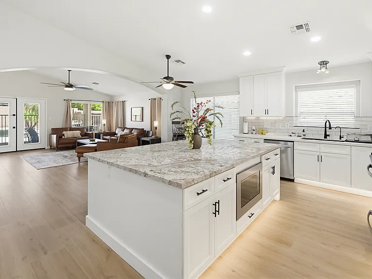 12516 W Solano Dr — Photo 16