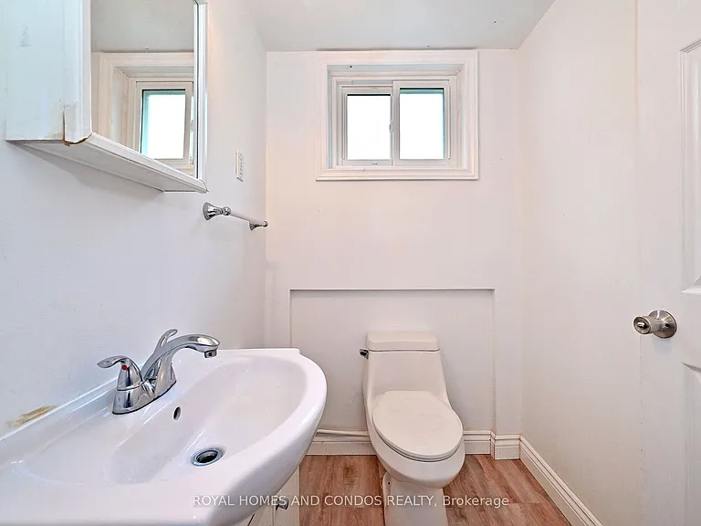 27 Marlena Dr — Photo 14