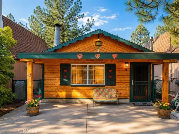 601 San Bernardino Ave, Sugarloaf, CA 92386