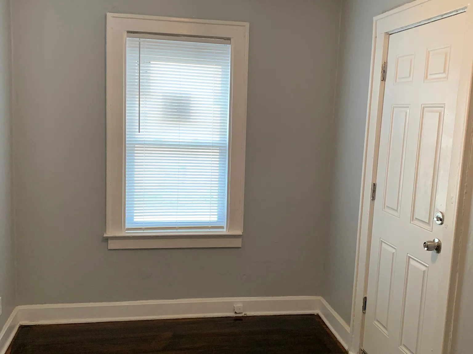 3 bed, 812 sqft, $795 — Photo 4