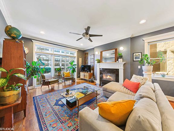 2nd image of 4853 N Winthrop Ave Unit 2N