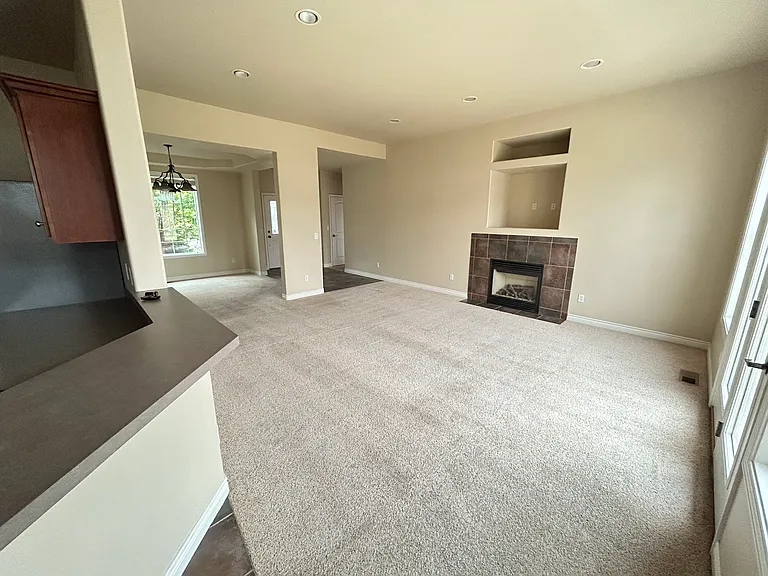 8619 Woodwinds Way — Photo 4