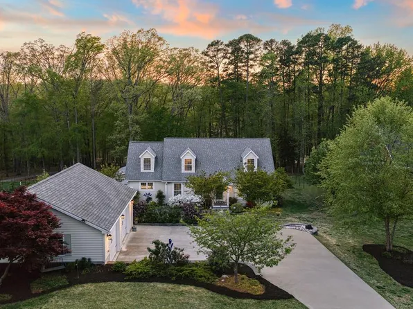 141 Long Beach Blvd, Clarksville, VA 23927