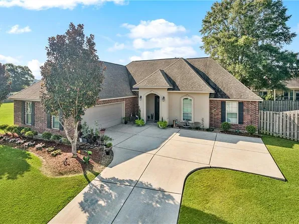 43421 Biscayne Dr, Hammond, LA 70403