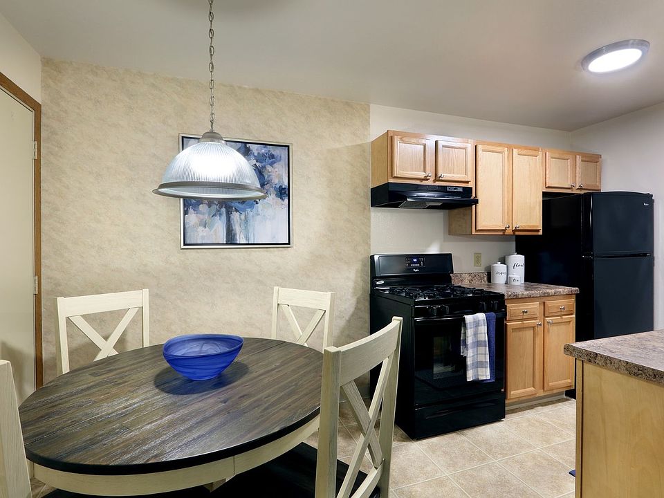 1st image of 3356 Byron Center Ave SW #3372-205