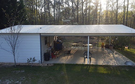 4th image of 292 Lee Road 436
