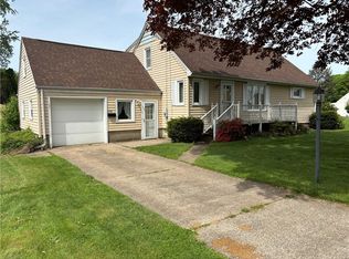 928 Saint Clair Ave, Erie, PA 16505