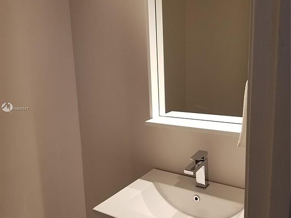5th image of 20379 W Country Club Dr APT 1731