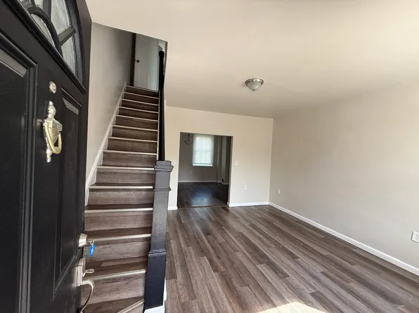 2512 E Chase St, Baltimore, MD 21213