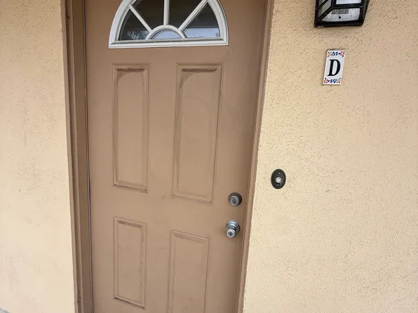 4482 W Broadway APT D, Hawthorne, CA 90250