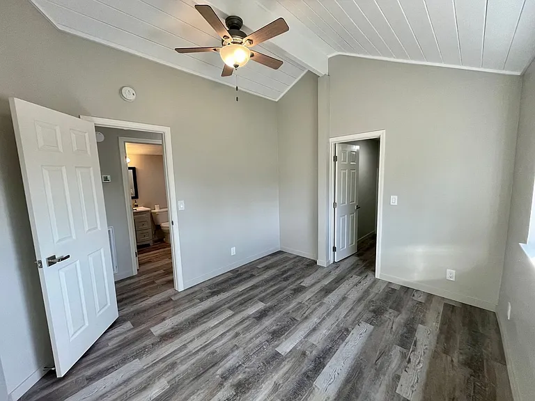12909 La Barr Meadows Rd — Photo 7