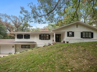 39 Evergreen Rd, White Bear Lake, MN 55110