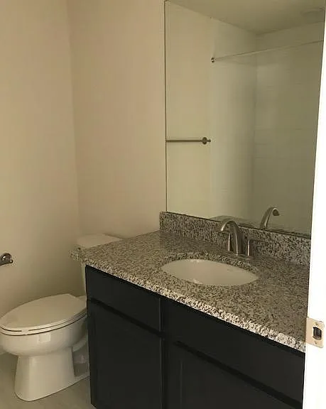 2nd Bathroom