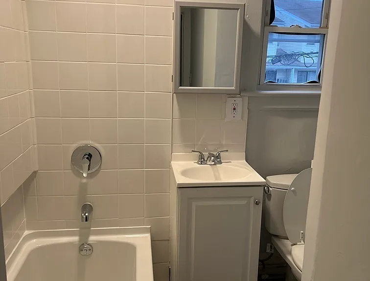 50 W Washington Ave #50 — Photo 3