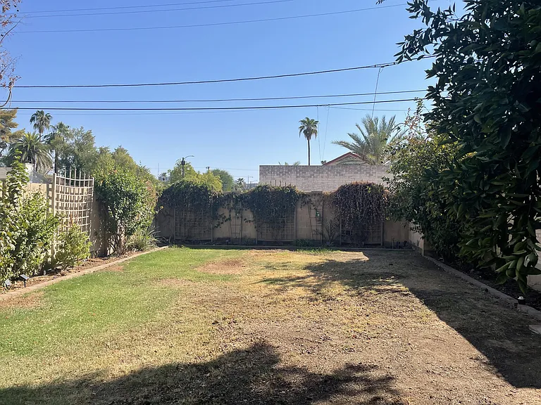 501 W Granada Rd — Photo 17