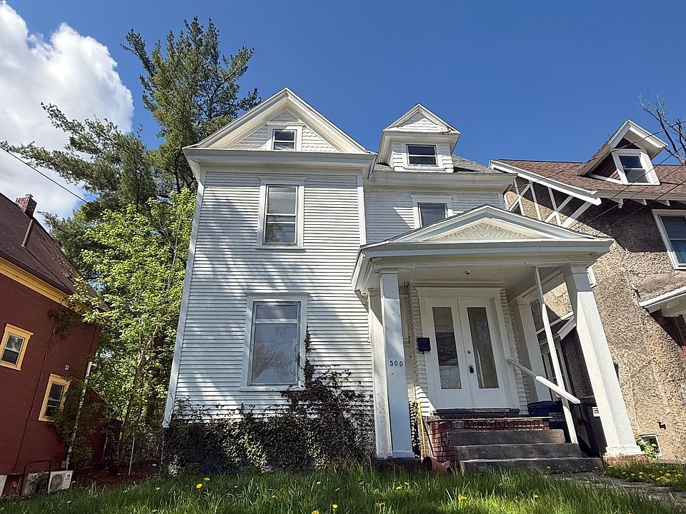 1st image of 500 Greenwood Pl