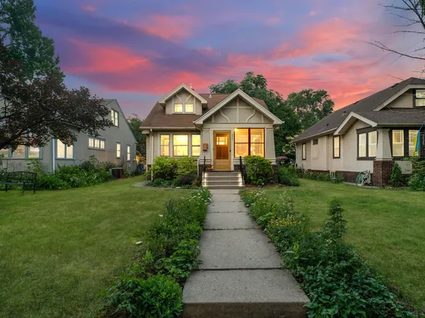 3521 38th Ave S, Minneapolis, MN 55406