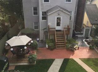 53 Ward Ave, Northport, NY 11768