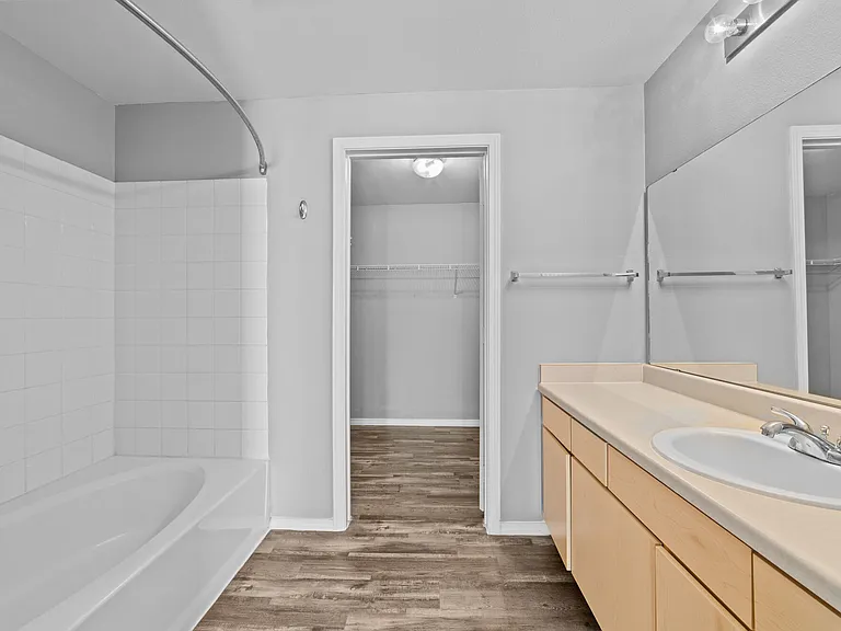 Burkburnett Residences — Photo 9