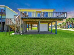 327 Crab St, Surfside Beach, TX 77541