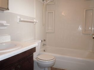 831 Strong Ave #A, Collinsville, IL