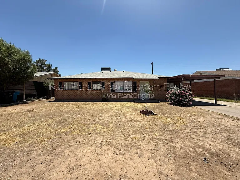4021 W Berridge Ln — Photo 2