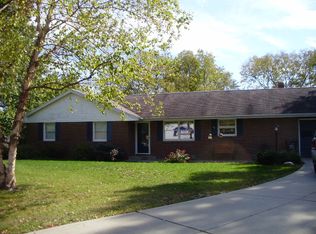 106 Crest Dr, Delphi, IN 46923