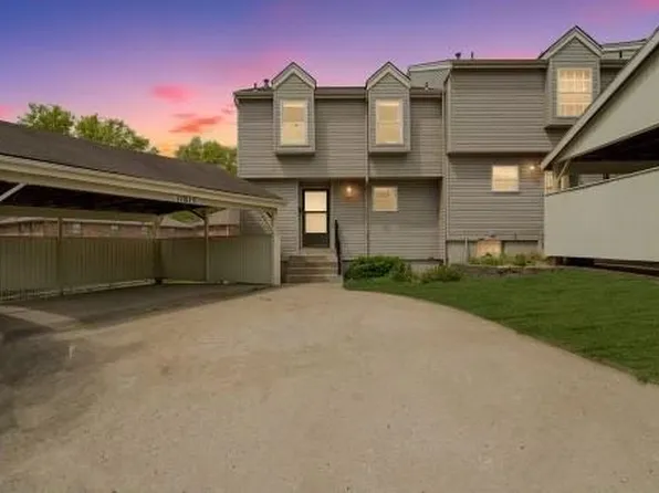11815 E 59th Terrace Cir, Kansas City, MO 64133