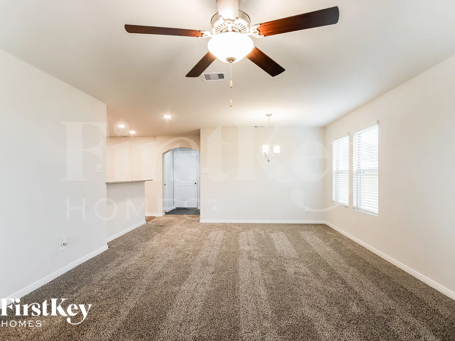 4 bed, 2.5 bath, 1857 sqft, $1,485 — Photo 4