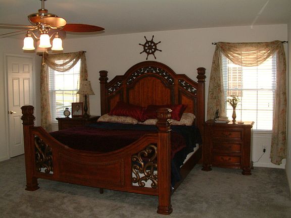 Master Bed Room