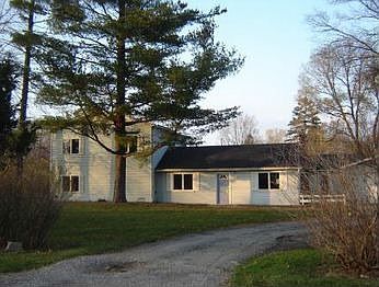 1st image of 31478 Balmoral St
