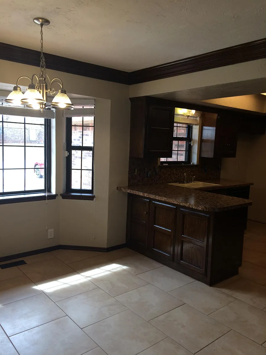 Building Photo - 2517 Northwood Ln