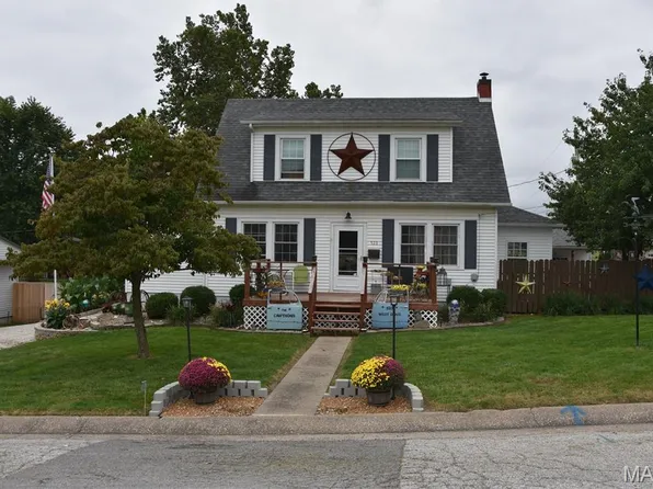 523 W Olive St, Palmyra, MO 63461