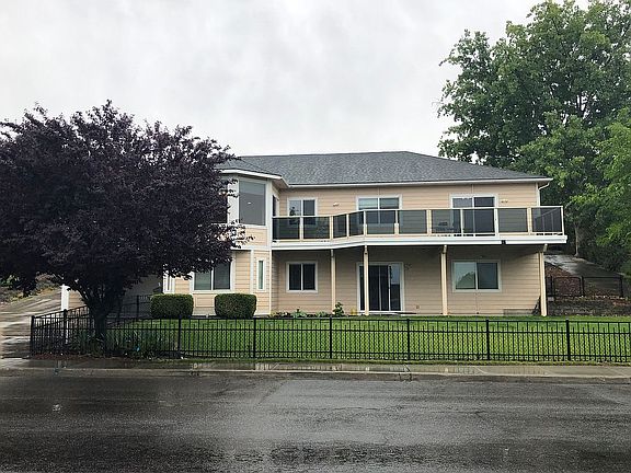 5th image of 191 Riverwood St