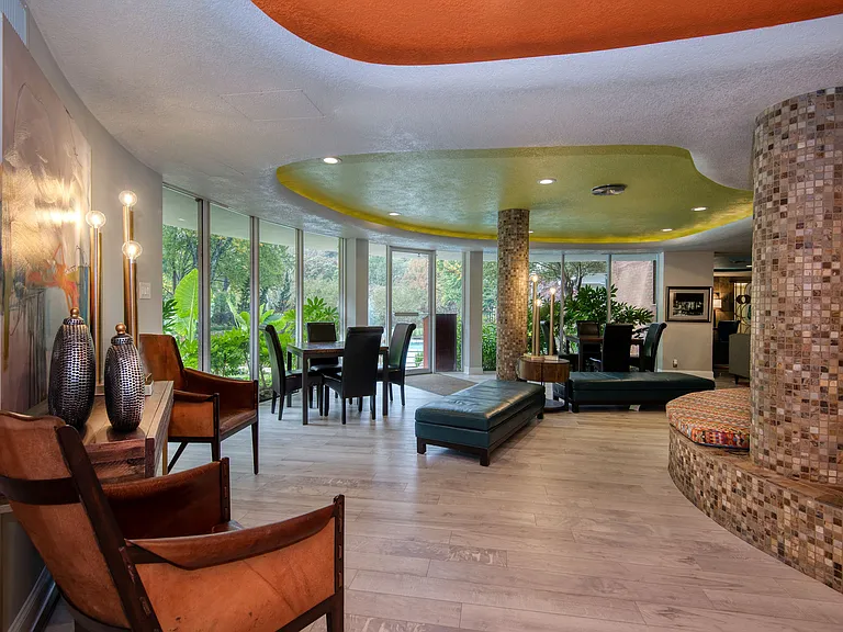Rivercliff Estate Apartments in Little Rock, AR