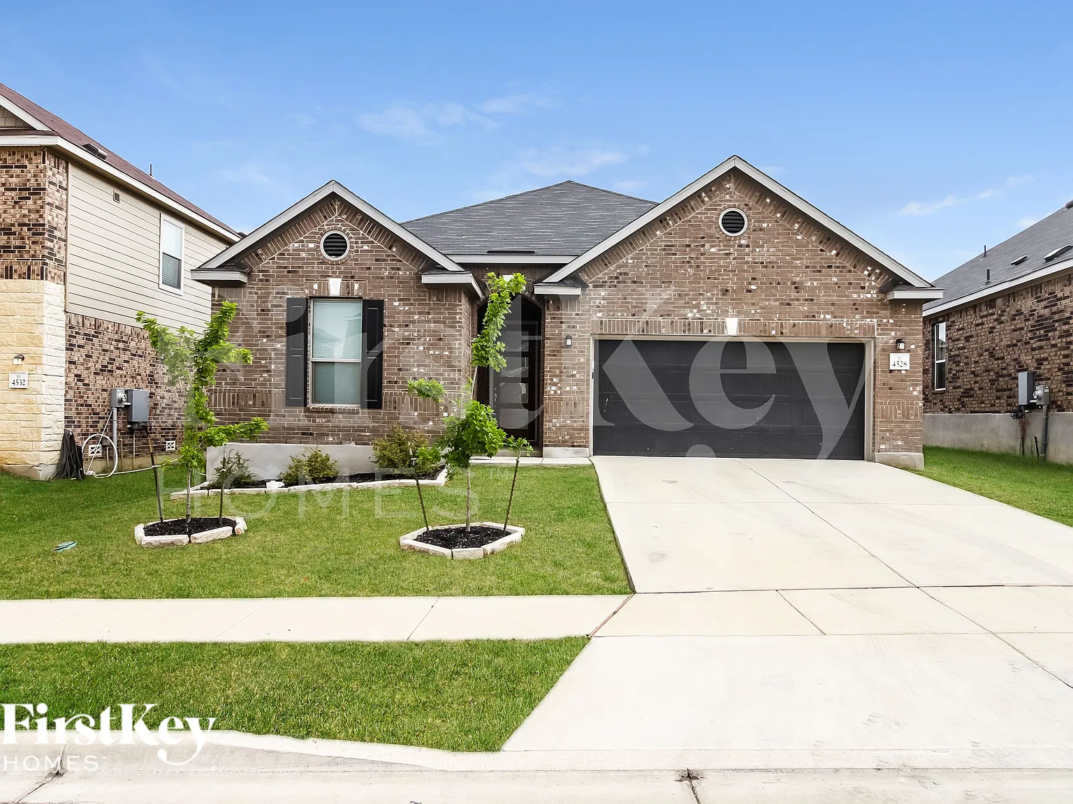 4 bed, 2.5 bath, 2002 sqft, $2,170 — Photo 1