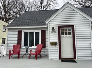 2320 Crozier Ave, Muskegon, MI 49441