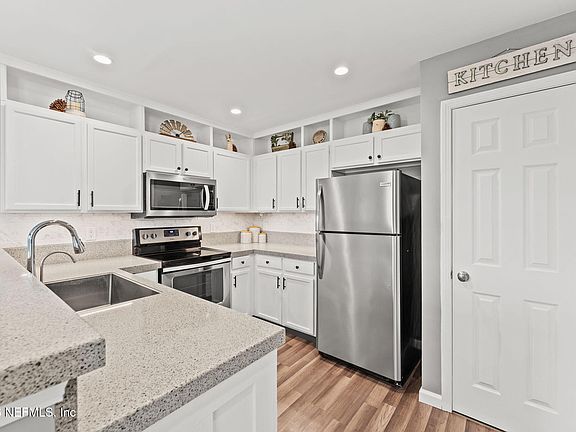 5th image of 3423 CAROLINE RIDGE Lane E