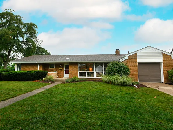 2724 Heather Rd, Homewood, IL 60430