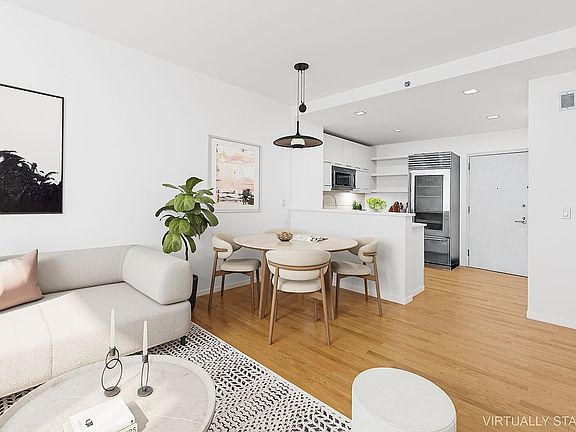 4th image of 635 W 42nd St APT 7L