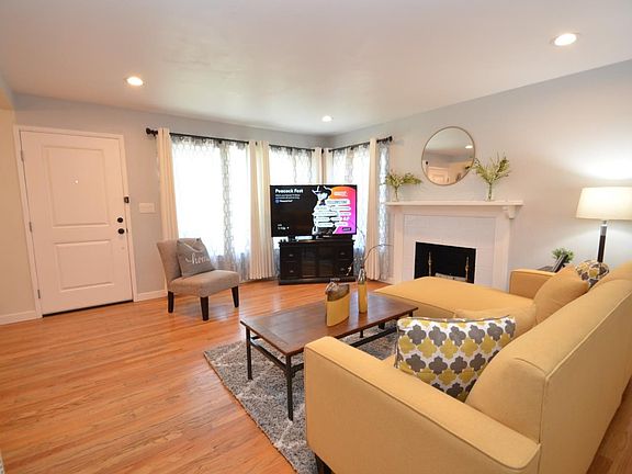 5th image of 3362 Joanne Ave