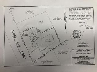 270 S Main St, Hopedale, MA 01747