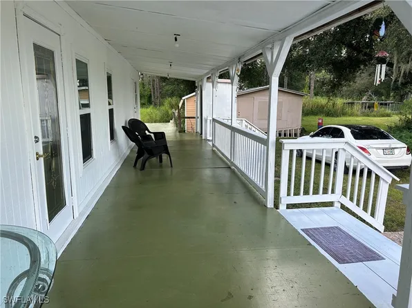 2280 Phillips Rd, Labelle, FL 33935