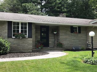 118 Munro Dr, Camillus, NY 13031