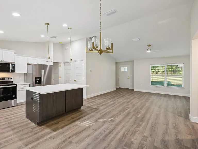 10675 N Adler Dr — Photo 11