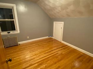 104 Hillwood St #2, Cranston, RI 02920