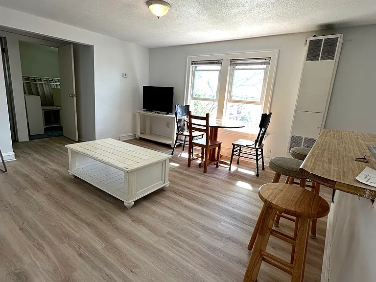 60-62 Bradley St #3 — Photo 2