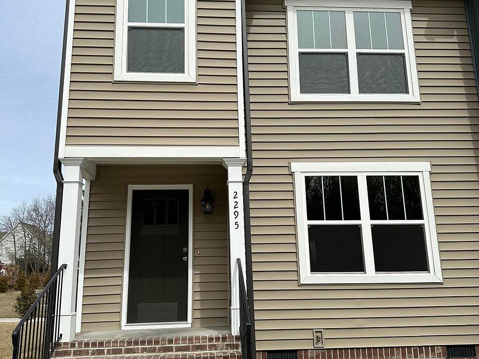 1st image of 2295 Shady Ln NE
