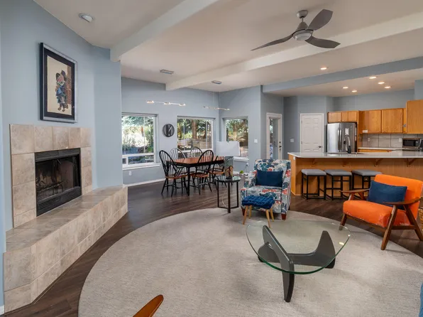 20836 Dione Way, Bend, OR 97703